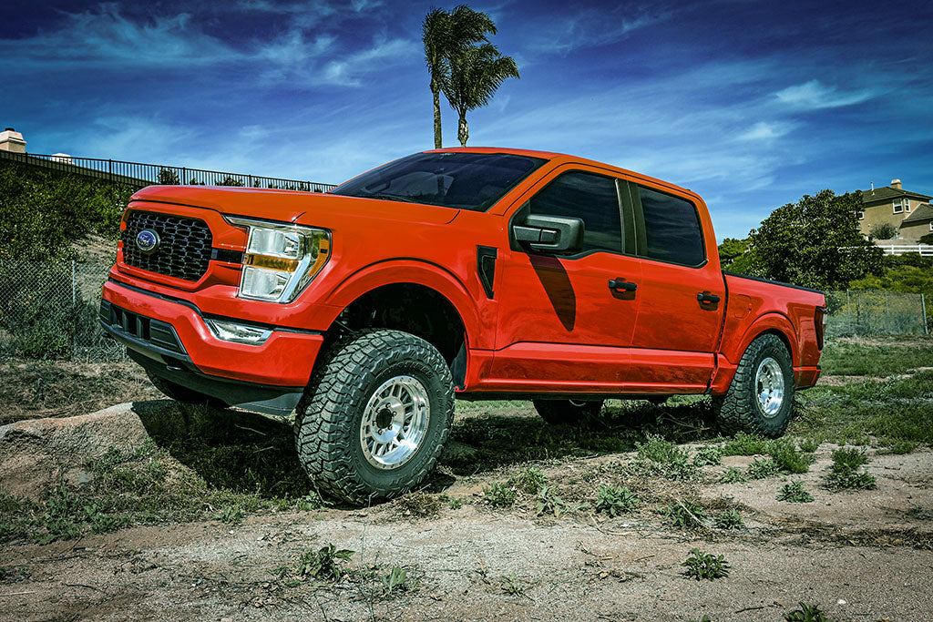 ICON 21-23 Ford F150 4WD 2.75-3.5" Lift Front 2.5 VS RR Coilovers W/ CDCV Pair