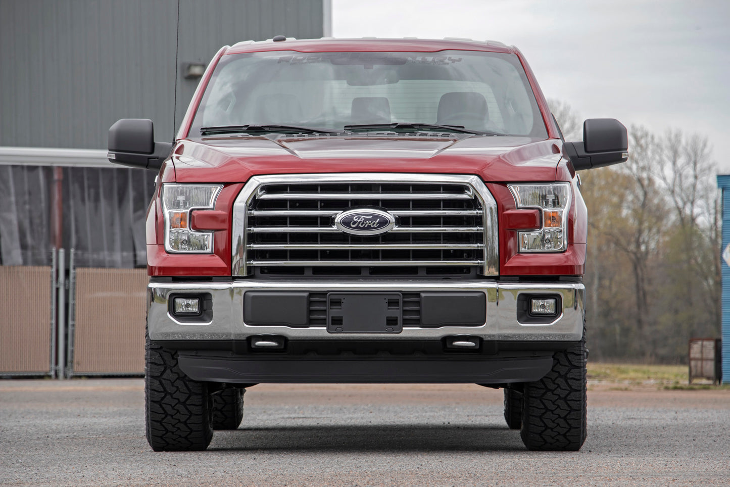 Rough Country 2 Inch Lift Kit - N3 Struts N3 - Ford F-150 4WD (2014-2020)
