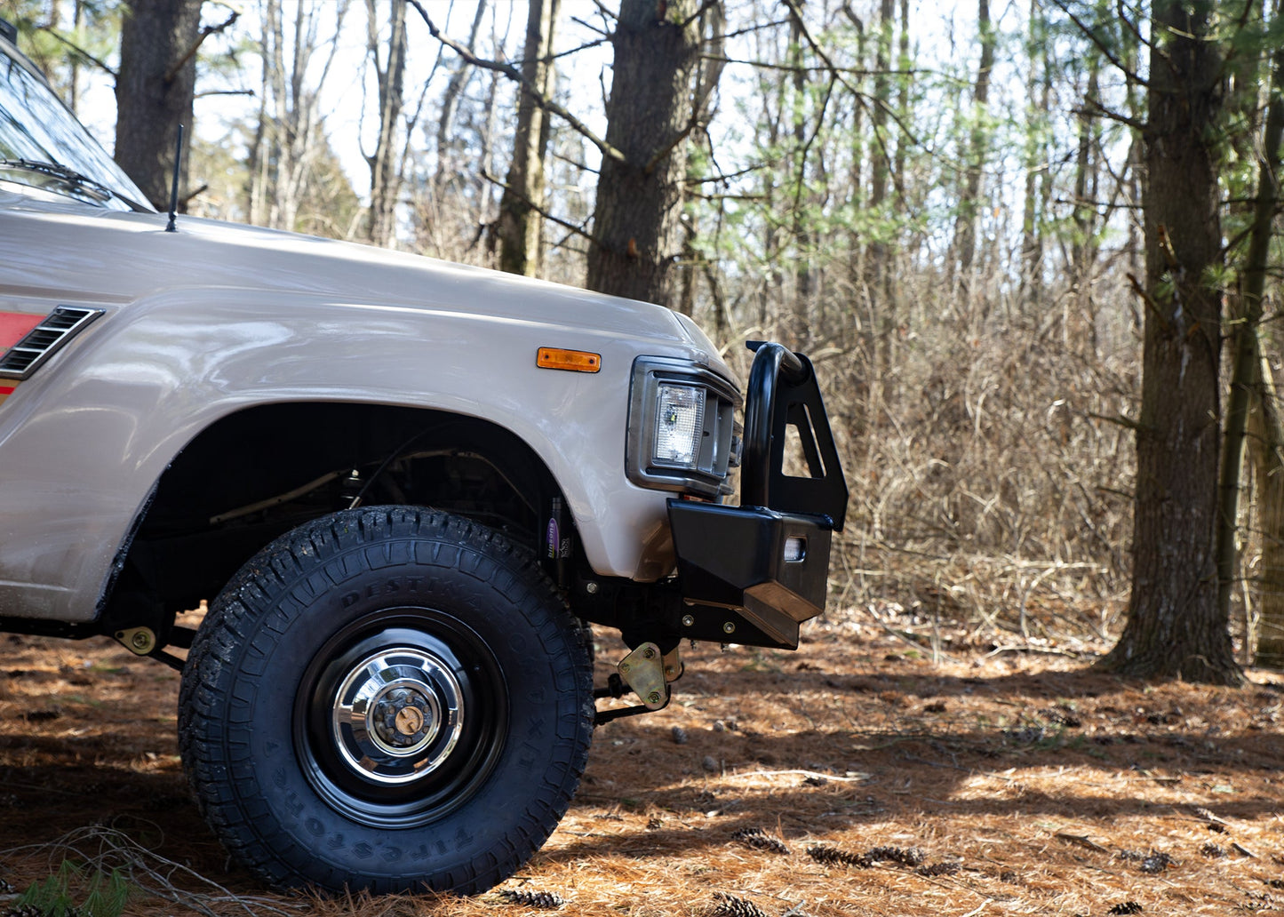 Dobinsons 4x4 Classic Black Bull Bar – Toyota LandCruiser 60 Series 1980-1990 (BU59-3567)
