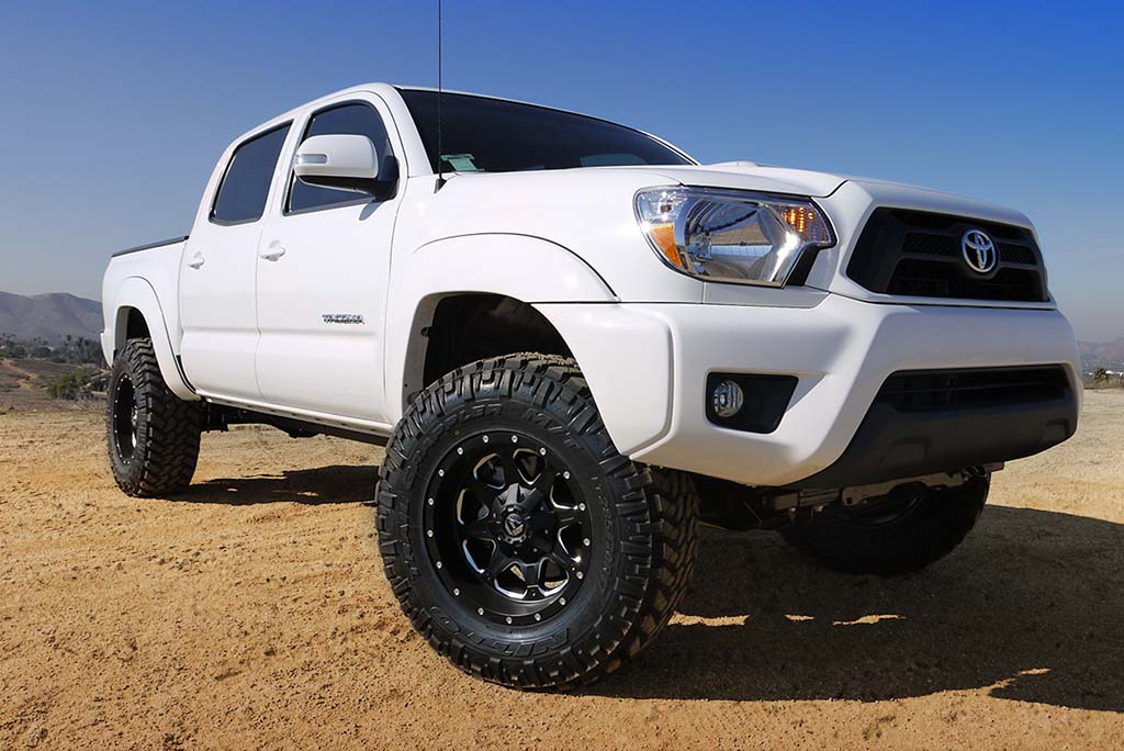 ICON 2005-2023 Toyota Tacoma 2.5 VS Extended Travel Remote Reservoir W/ CDEV Coilover Kit