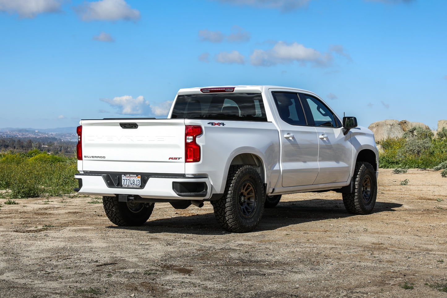 ICON 2019-2023 GM 1500 Front 2.38-3.75" Lift 2.5 EXP Coilover