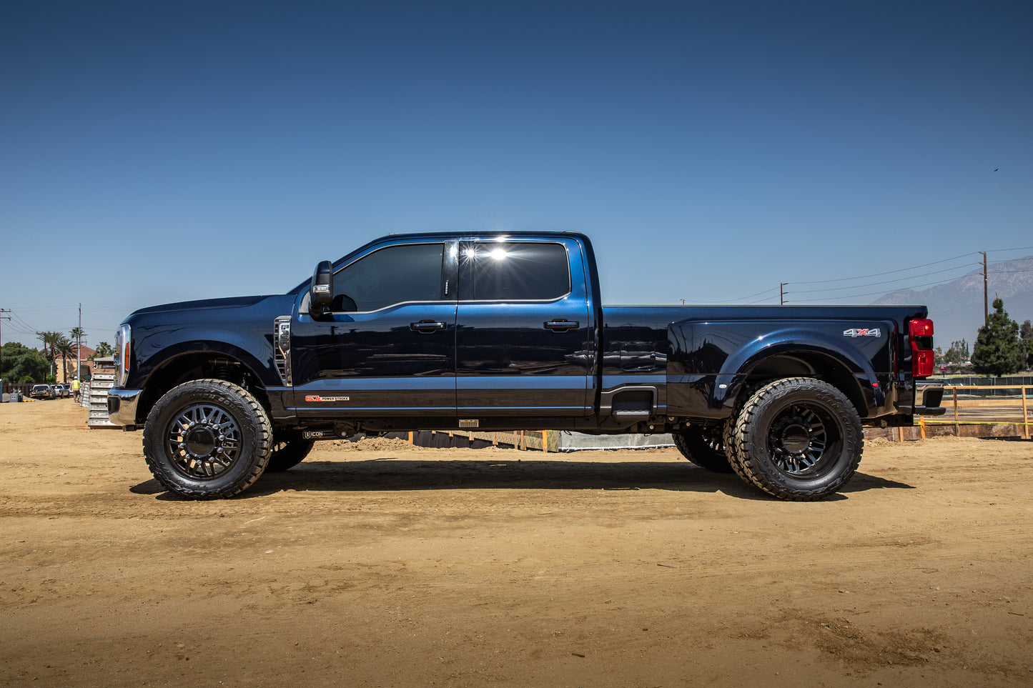 ICON 2023-2024 Ford F-250/F-350 Super Duty 4WD Radius Arm System